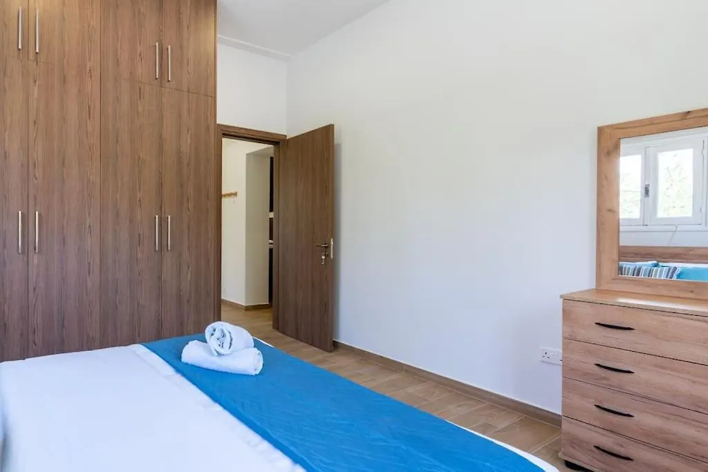 Verdant 1-Bedroom Apartment In Larnaca